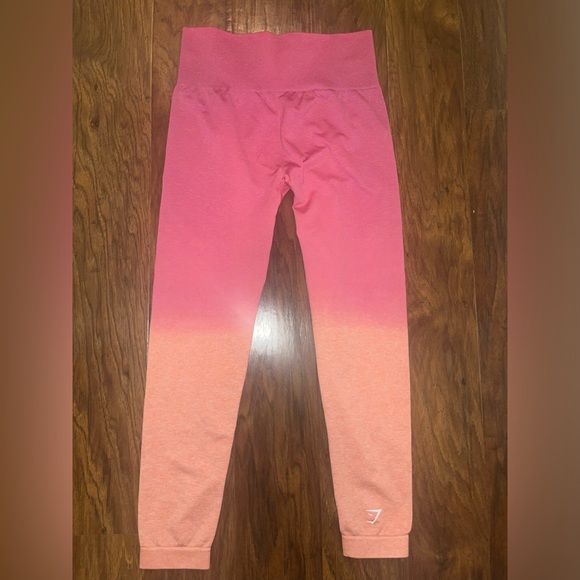 🦈 GYMSHARK Adapt Ombré Seamless Leggings - Pink/Orange - Medium - Picture 4 of 8